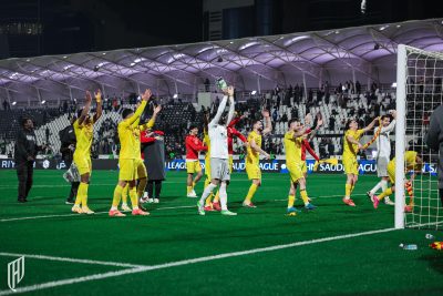 القادسية يخطف انتصارًا مثيرًا أمام الشباب