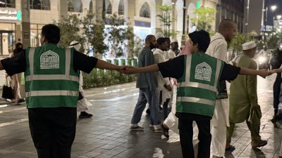 فريق عين المدينة… عونٌ ساطع في جوار المسجد النبوي
