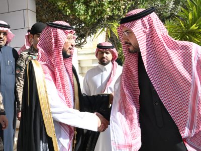 نائب أمير عسير يقدّم تعازيه لأسرة بن حمران