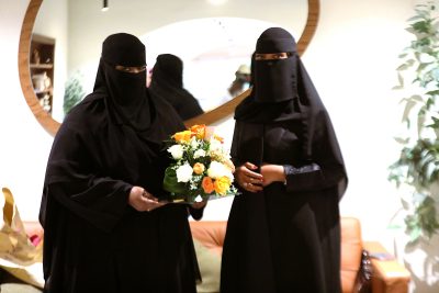 حضور لافت يتجاوز 50 مشاركة في أمسية “بين سطور الصمت.. نبوح”