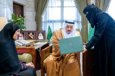 أمير منطقة الرياض يدشّن الحملة الوطنية التوعوية بسرطان الثدي 2025