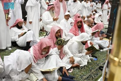 شاهد.. أجواء إيمانية يعيشها زوّار المسجد الحرام وسط منظومة خدمات متكاملة “صور”