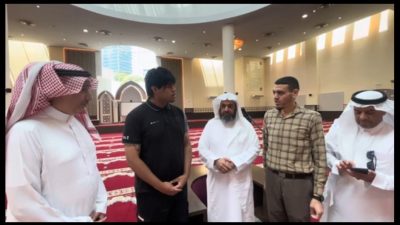 مواطن أرجنتيني يشهر إسلامه أمام وكيل وزارة الشؤون الإسلامية بمركز الملك فهد بالأرجنتين 