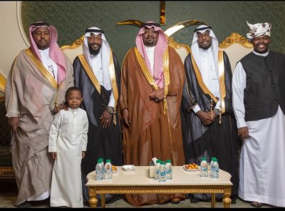 أسرة بن علي تحتفل بزفاف “منصور” و “عبدالرحمن”