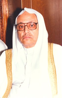 محمود منصور علوي النقيب الذي اصبح رئيسا لمؤسسة حجاج افريقيا غير العربية
