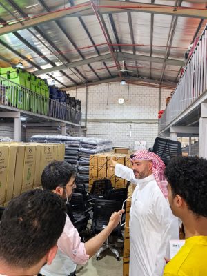 “بافقيه” يقوم بجولة تفقدية على مستودعات “أفريقيا غير العربية” استعداداً لموسم حج 1445هـ