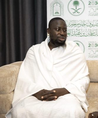 عضو برلمان جمهورية جامبيا: برنامج ضيوف خادم الحرمين حديث “البرلمان” وبمكة تأكدت أن السعودية أرض الإسلام