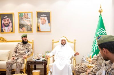 وزير الشؤون الإسلامية يستقبل وفداً من إدارة الشؤون الدينية بالقوات المسلحة