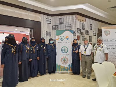 رواد كشافة مكة المكرمة يشاركون ذوي الإعاقة في احتفالهم باليوم العالمي