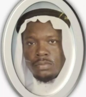 الشخصية الاربعين : مدير مدرسة عمر الفاروق.