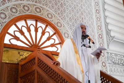 إمام الحرم النبوي ـ فضيلة الشيخ البعيجان ـ التوحيد أساس دين الإسلام وأصله الذي تُبنى عليه الفروع والأحكام