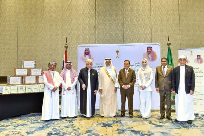 وزارة الشؤون الإسلامية تنفذ برامج خادم الحرمين الشريفين لتفطير الصائمين وتوزيع التمور والمصاحف الشريفة بمملكة تايلند 