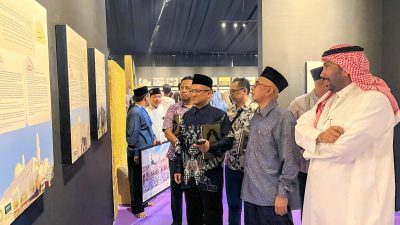ركن “المساجد التاريخية” بمكة المكرمة والمدينة المنورة في معرض جسور بجاكرتا