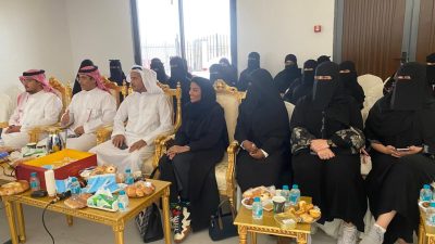 زيارة تعليمية ناجحة لطلاب “إدارة الأعمال” بجامعة الطائف إلى مصنع “مويتي” في الطائف