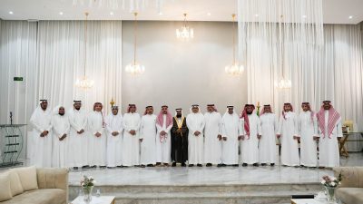 تقنية الطائف تكرم متقاعديها من المدربين والإداريين .. بمشاركة فرقة صفوف المملكة الشعبية