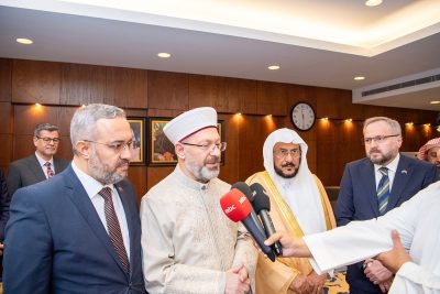 وزير الشؤون الإسلامية ورئيس الشؤون الدينية التركي يؤكدان أن مذكرة التفاهم الموقعة تحقق التوافق التام في الرؤى بين القيادتين في خدمة العمل الإسلامي