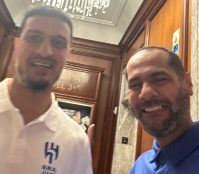 السعودي (سفر الرشيدي)  ومحاربته للسرطان بحب الهلال.. قصة عشق لا تنكسر  