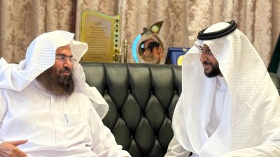 السديس يستقبل المستفيدين والمستفيدات في فرع الرئاسة بالمدينة المنورة ويوجه بتطوير آليات التواصل