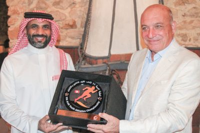  أمسية عربية في (سكرة)  توحّد القلوب وتحتفي برجال العاب القوى