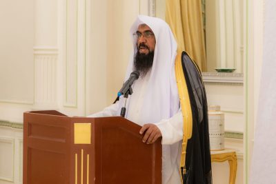 الشيخ وليد السعدون يتلقى التعازي بوفاة نجله ” سعد ” وافته المنية بحادث مؤلم .