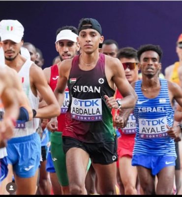 العداء ياسين أحمد.. يقهر حرارة طوكيو ويكتب إنجازاً سودانياً في الماراثون العالمي ويحقق المركز الــ21