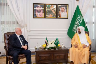 معالي وزير الشؤون الإسلامية يستقبل معالي وزير الأوقاف السوري بمكتبه في جدة اليوم