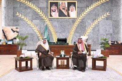 الأمير سعود بن نهار يستقبل وزير البلديات والإسكان ويشهدان توقيع عدد من الشراكات المجتمعية الطائف- محمد عبده الحرازي