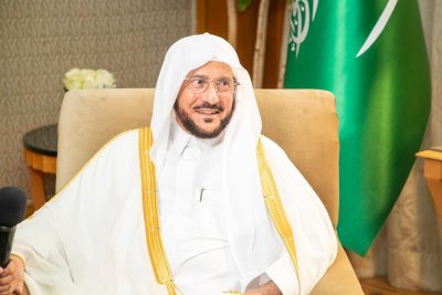 وزير الشؤون الإسلامية يبدأ صباح اليوم زيارة تفقدية لمنطقة الباحة لتفقد قطاعات الوزارة وبرامجها بالمنطقة