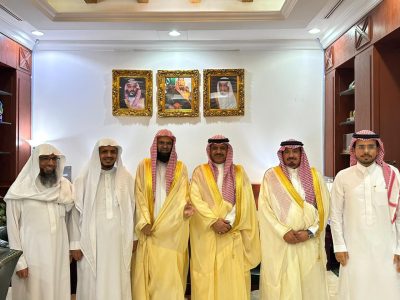 فضيلة إمام المسجد النبوي الشيخ الدكتور محمد برهجي يزور جمعية القرآن الكريم بالرس