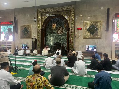 الشؤون الإسلامية تنظم محاضرة عن الحقوق الشرعية في مسجد سوندا كِلابا بجاكرتا