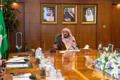 وزير الشؤون الإسلامية يدشّن المرحلة الثانية من برنامج توعية المعتمرين لموسم 1447هـ