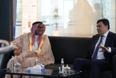 وزير البيئة الأوزبكي يزور المركز الوطني للأرصاد