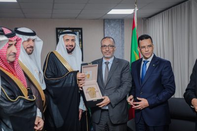 معالي وزير الحج والعمرة (الربيعه)  يصل إلى نواكشوط