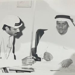 الأم … صانعة التاريخ في صمت الحياة