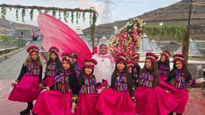 مزرعة ورد الطائف تحتفي بمعايدة الزوار بـ”عيد الورد واللافندر” بمشاركة فنية وثقافية