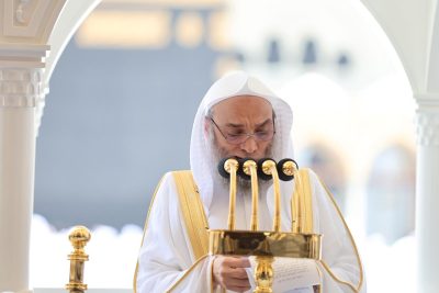 ملخص خطبة الجمعة اليوم 1447/10/15هـ من المسجد الحرام