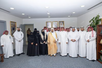 وزير الشؤون الإسلامية يتفقد مقر الإدارة العامة للإعلام والاتصال المؤسسي الجديد في ديوان الوزارة