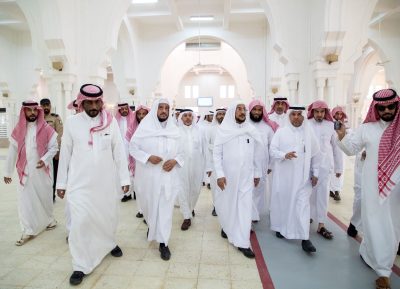 وزير الشؤون الإسلامية يقف على جاهزية مساجد المشاعر المقدسة