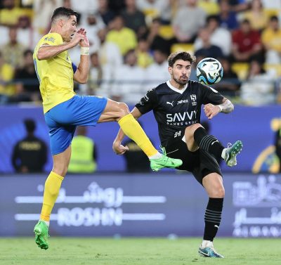 الهلال يعود في الوقت القاتل كالعادة ويقهر النصر «في عقر داره»