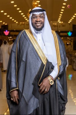 أفراح “العمدة” تضيء سماء النوارية بمكة