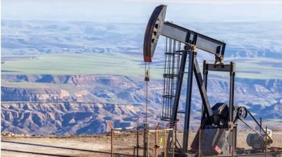 تراجع أسعار النفط مع زيادة المخزونات الأمريكية
