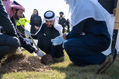 “نت زيرو للتشجير الذكي” توقع اتفاقية لزراعة 12,500 شجرة بمحافظة بقيق