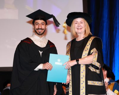 أخصائي العلاج الطبيعي ” النويصر ” يتخرج من جامعة كانبرا الاسترالية