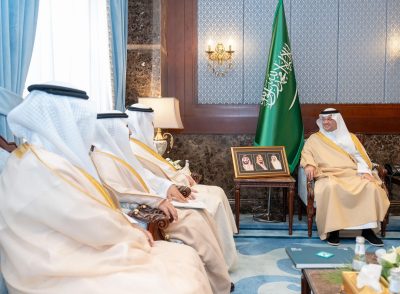 سمو محافظ الأحساء يطّلع على التقرير السنوي لغرفة الأحساء 2025م