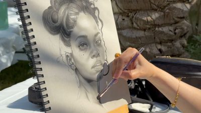 تحت ظل النخيل ملتقى فنانات الاحساء