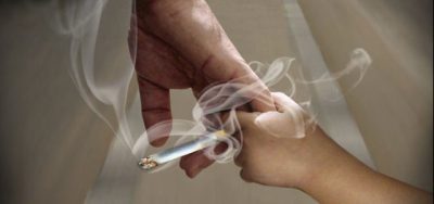 “عش بصحة” تكشف مخاطر تعرّض الطفل للتدخين القسري