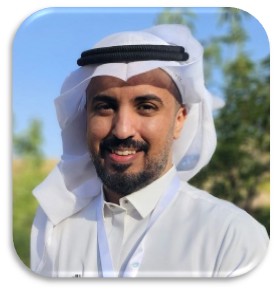 المرشد السياحي ( محمد الحمياني)  من قاعة التعليم إلى فضاءات الإرشاد السياحي