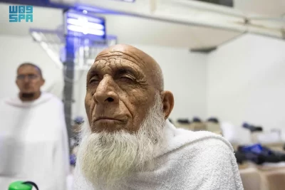 ستيني باكساني ينتظر الحج طوال عمرة فاكرمه الله بالقدوم هدا العام  