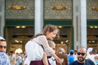 رئاسة الشؤون الدينية تثري تجربة القاصدين والزائرين