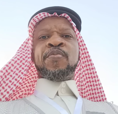 في أمسية ثقافية أ.د علي هوساوي : الأزمات الإعلامية في زمن التحول الرقمي.. فن النجاة لا ترف العلاقات العامة